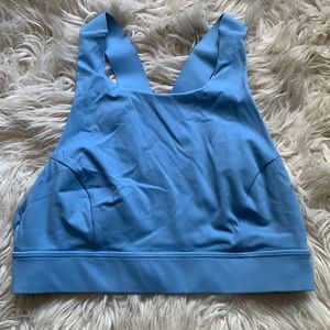 Lululemon Athletica light blue sports bra size 6